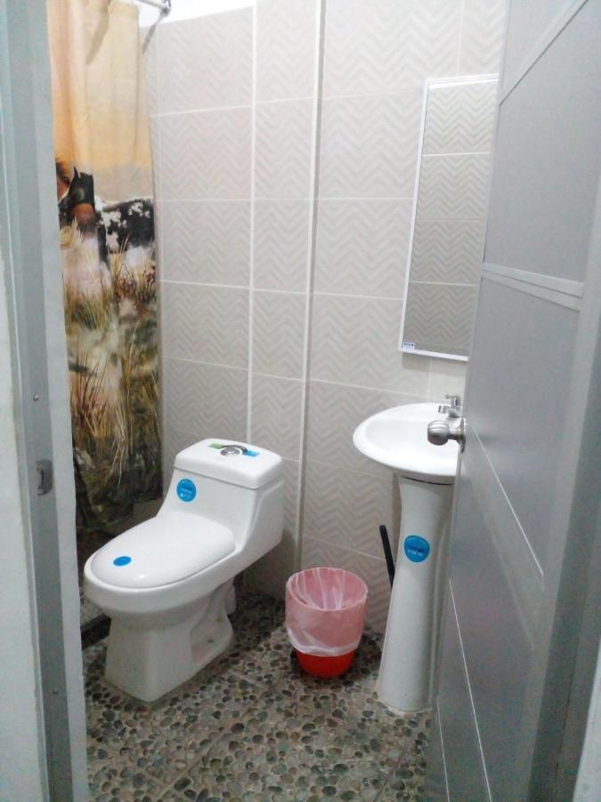 Hostal Santa Marta La Union Ngoại thất bức ảnh