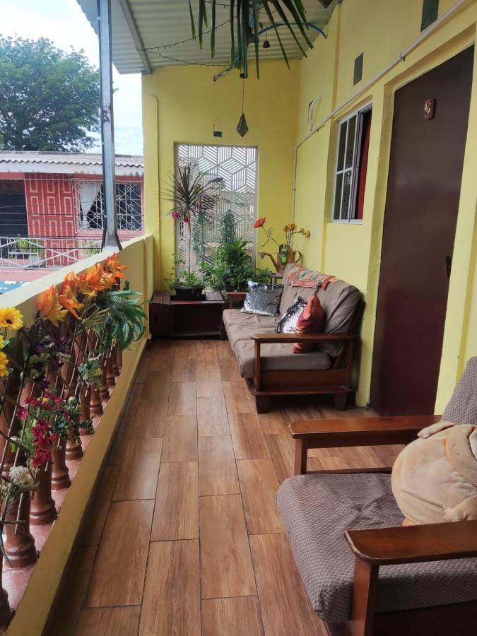 Hostal Santa Marta La Union Ngoại thất bức ảnh